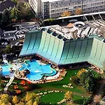 Traube Bis 1 - 4 Persparkplatz & Kueche Modern קאסל