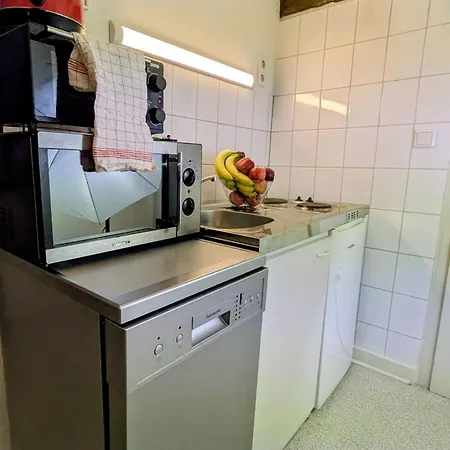 Apartment Traube Bis 1 - 4 Persparkplatz & Kueche Modern Kassel