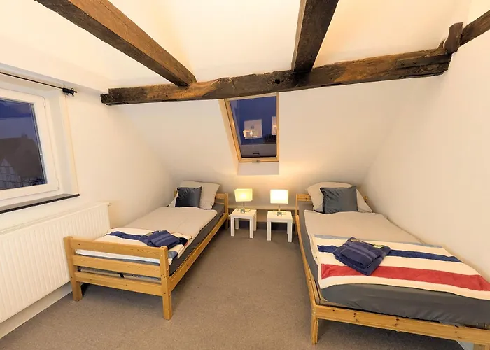 Traube Bis 1 - 4 Persparkplatz & Kueche Modern 아파트 *